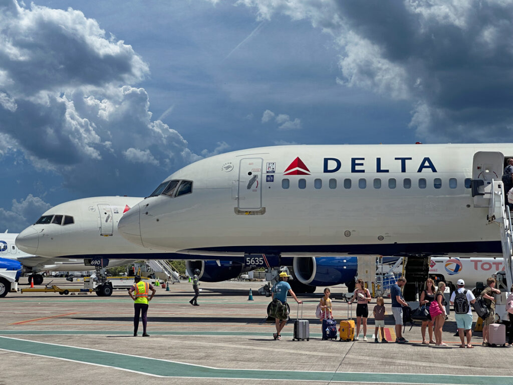 Lessons from the Delta crisis offense - Ragan Communications